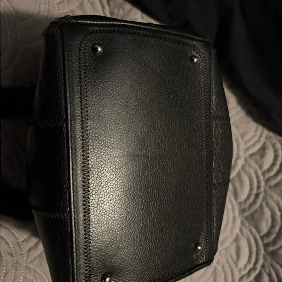 Authentic Chanel Chocolate Bar ZigZag Stitch Caviar Leather Tote - Picture 4 of 5